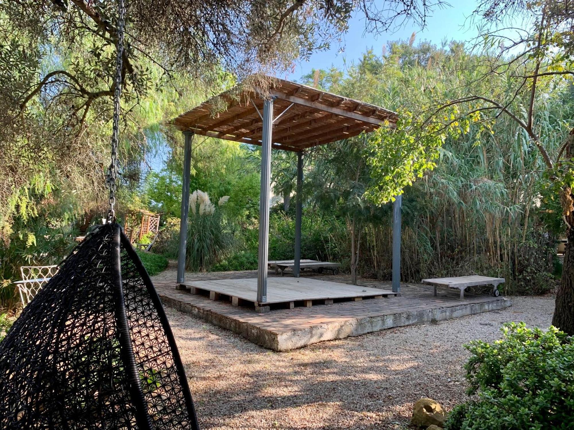 Casa Stardust & Cottages Quelfes 外观 照片