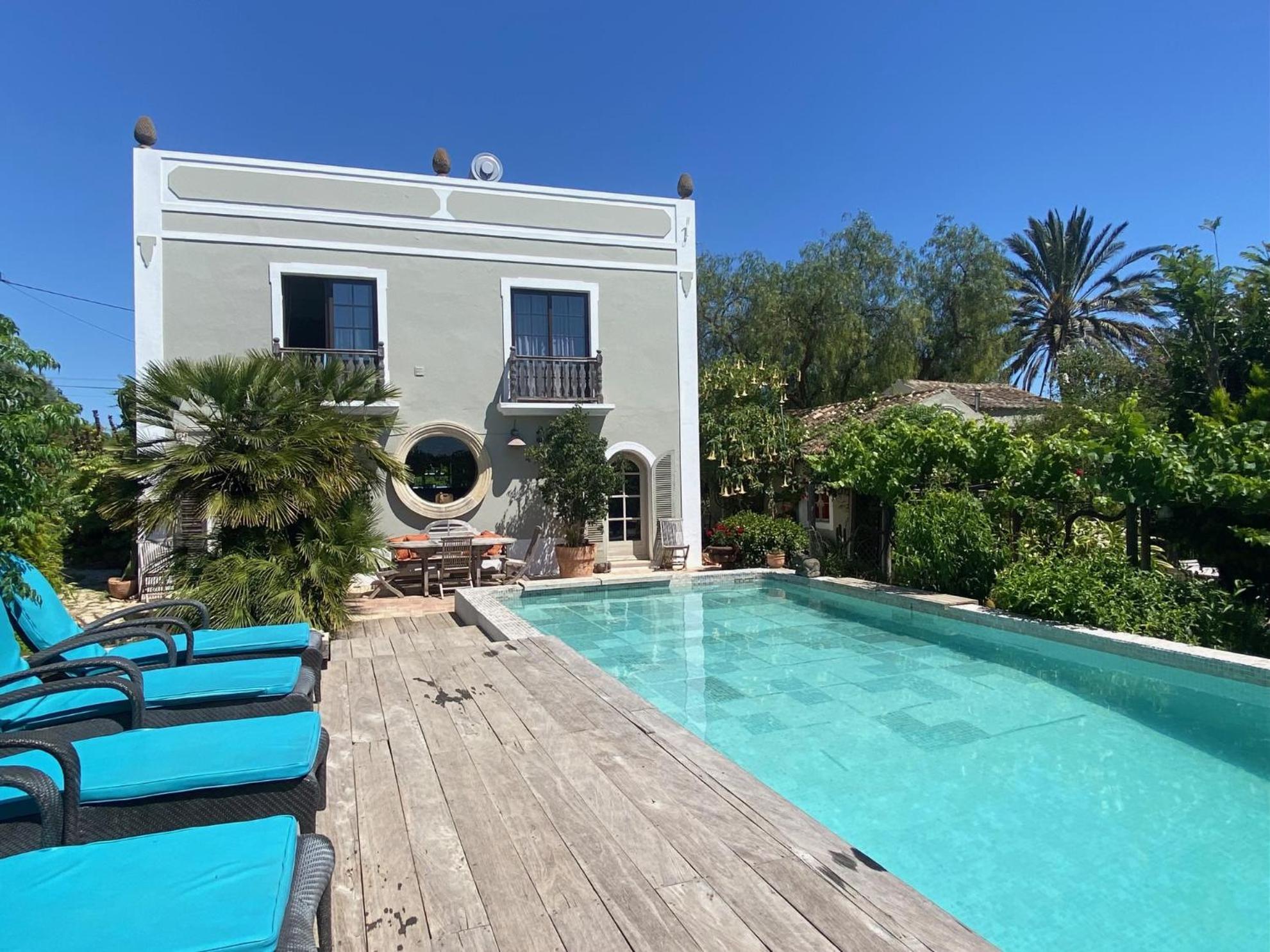 Casa Stardust & Cottages Quelfes 外观 照片